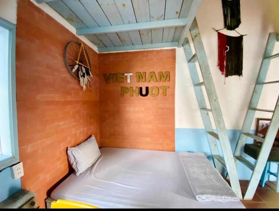 Vietnam Phuot Real Home Tỉnh Kontum Екстериор снимка
